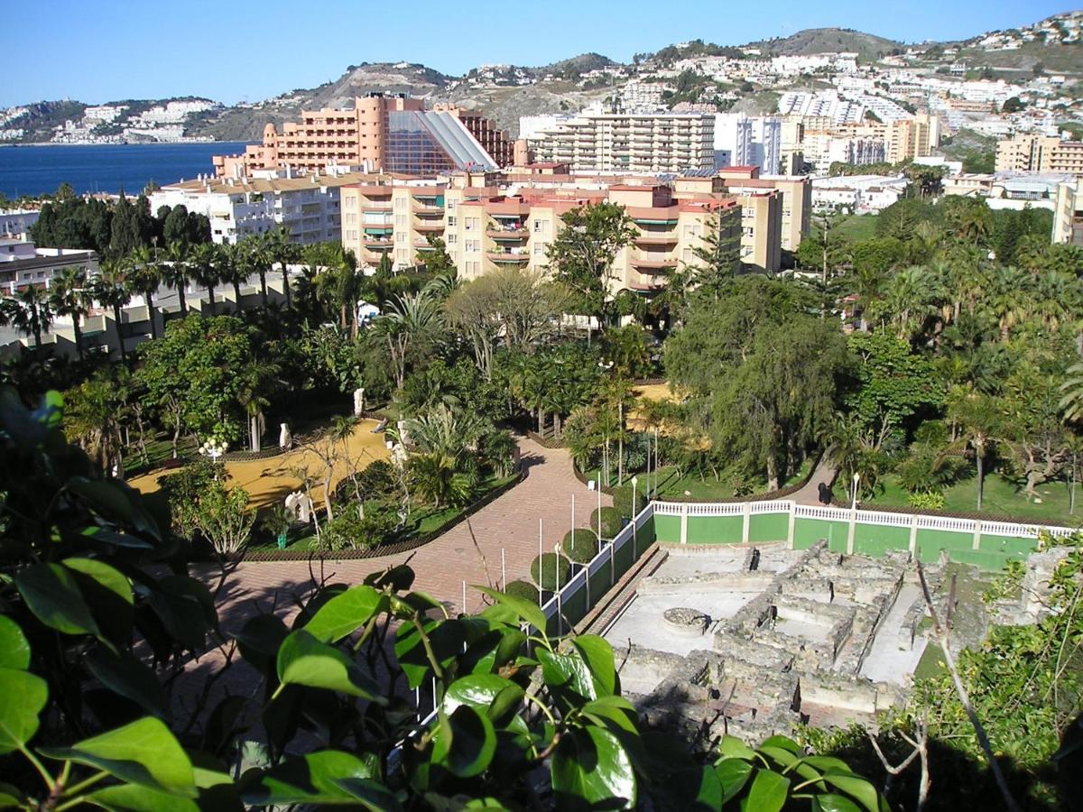 Las Palmeras Almuñécar Dış mekan fotoğraf